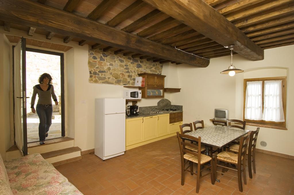 Agriturismo Campo Lungo San Donato in Poggio Szoba fotó